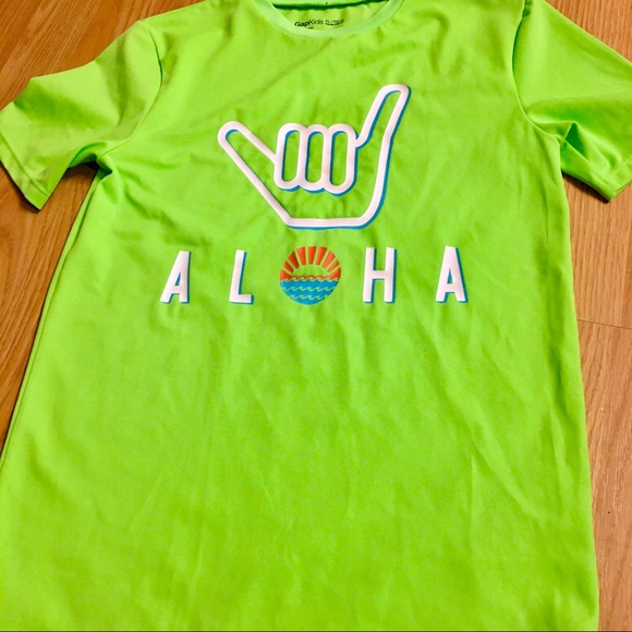 🌞3/$20   Swim T-shirt - Picture 2 of 9